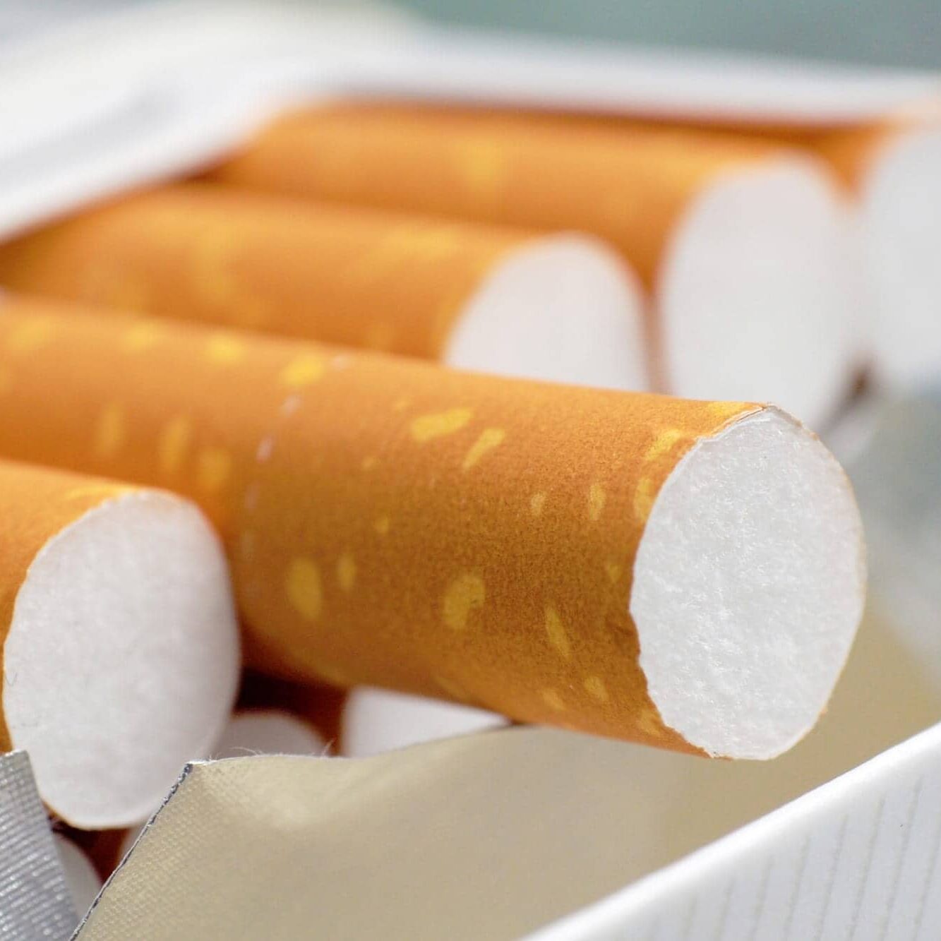 Smokers Eligible for COVID-19 Vaccine Before General Public