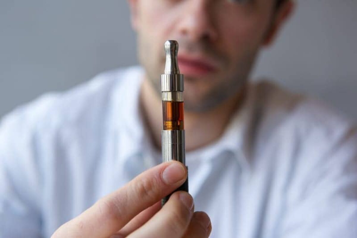 Vaping May Increase Risk of Pneumonia | RT