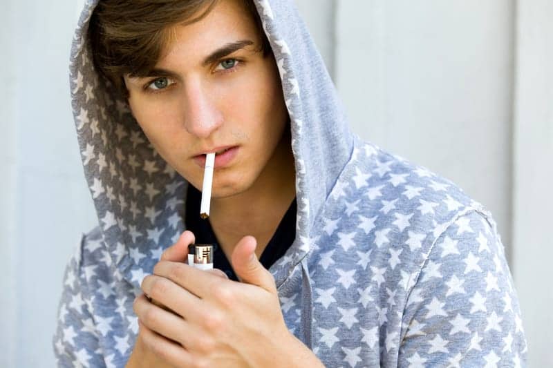 smoking teen Teens Who Smoke Daily are More Likely to Report Health Complaints |  Respiratory Therapy