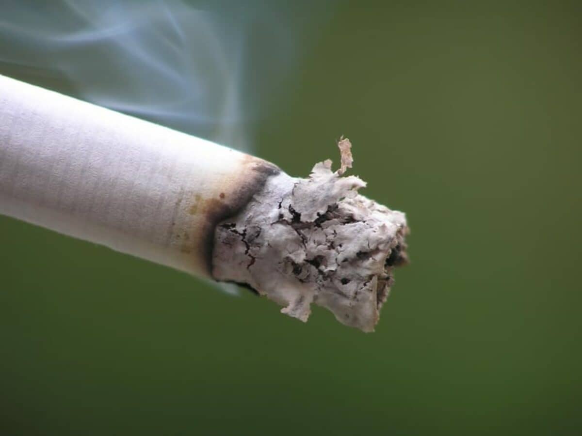 taste cigarette smoke in mouth How Does Smoking Affect Your Oral Health? taste cigarette smoke in mouth How Does Smoking Affect Your Oral Health?