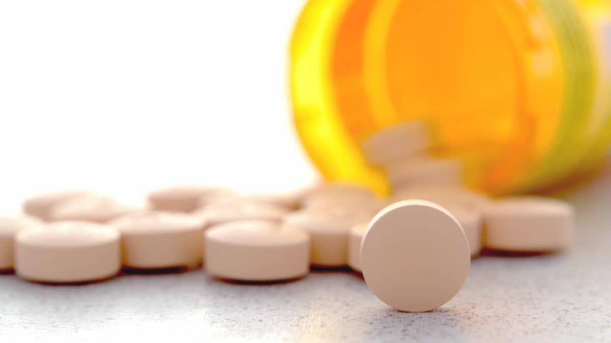 Ibuprofen Cuts Smokers' Risk of Lung Cancer Death