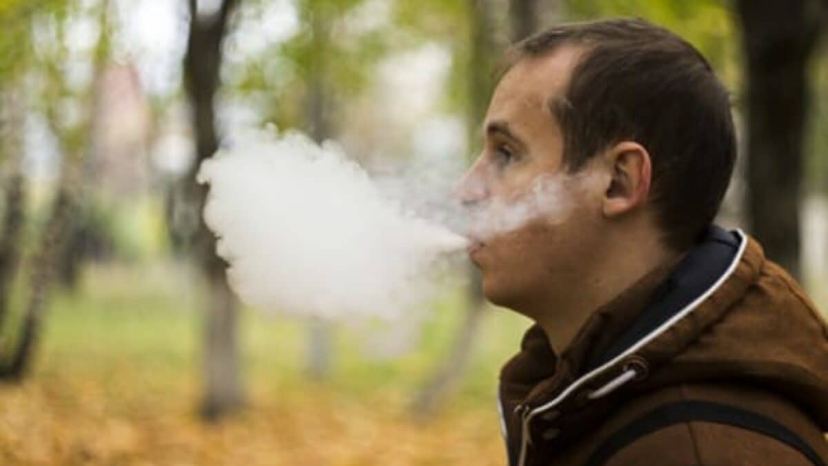 Smoking Cessation Before Surgery Cuts Down on Complications
