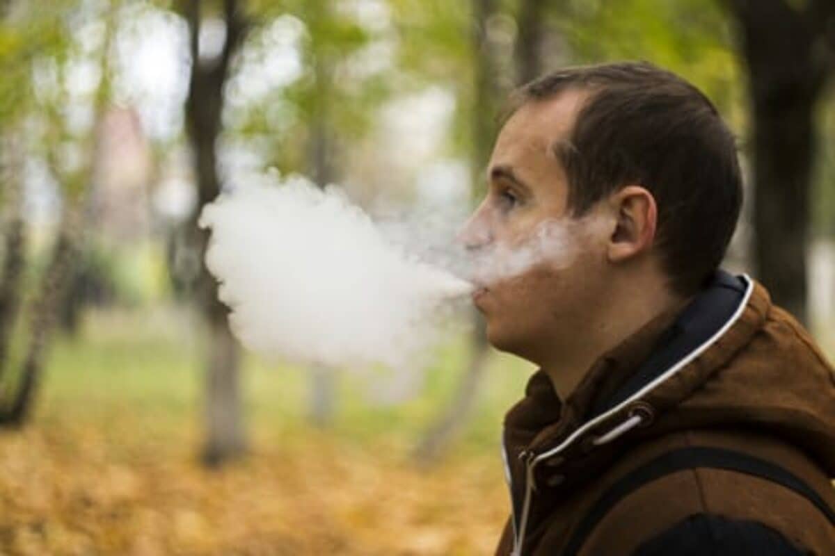 why can't you smoke cigarettes before surgery Smoking Cessation Before Surgery Cuts Down on Complications