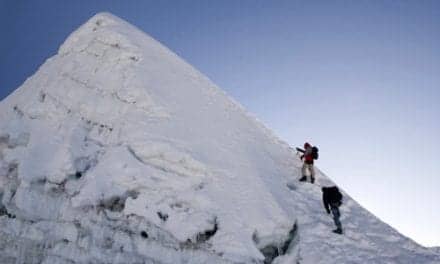 Everest-climbing Sherpas More Efficient at Producing Energy in Low-oxygen Environments