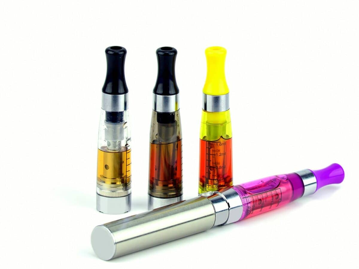Hawaii May Be First to Ban Flavored E-cigarettes, Tobacco