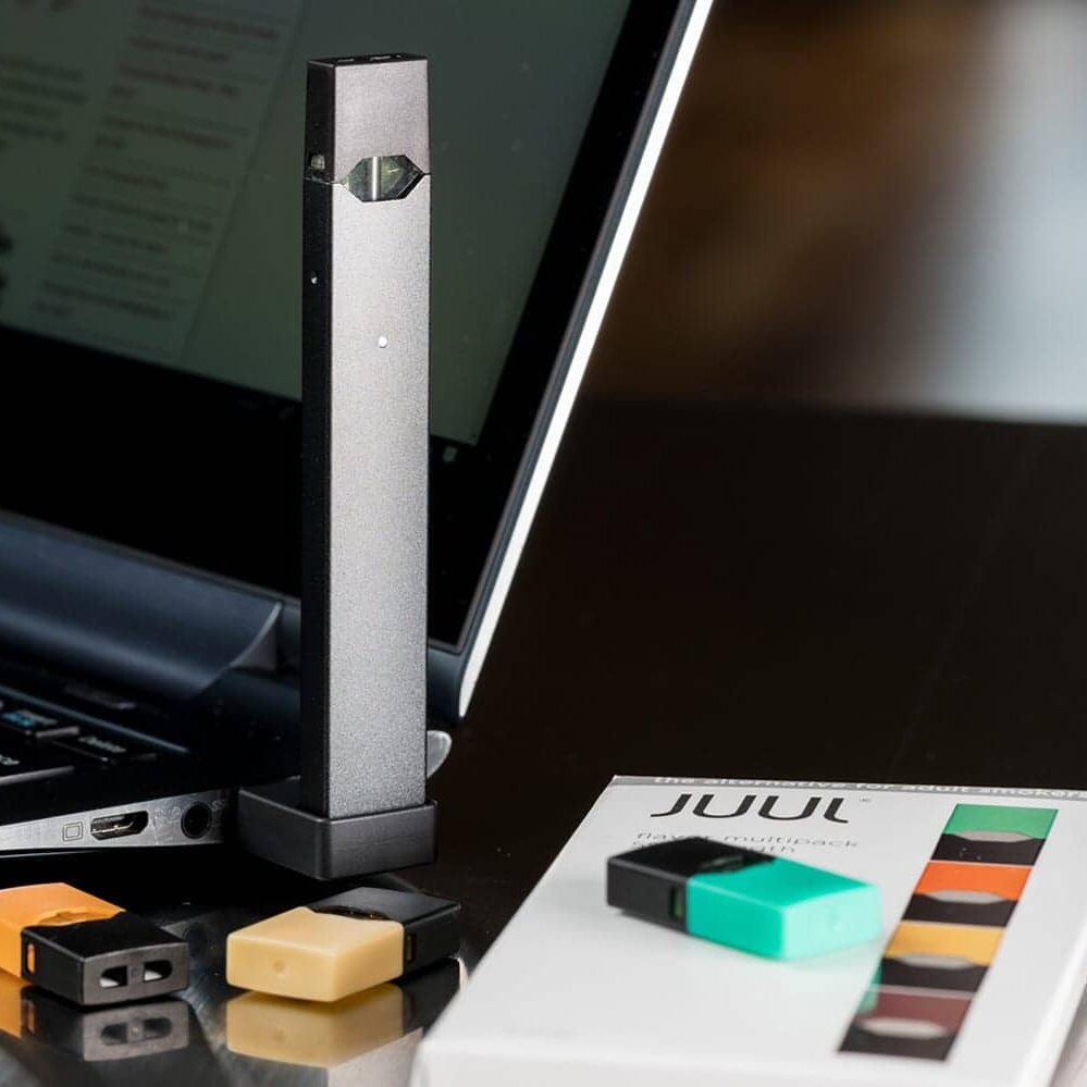 elf bar vape uk Juuling is a trend popular with kids. What does it mean to juul? main image 0
