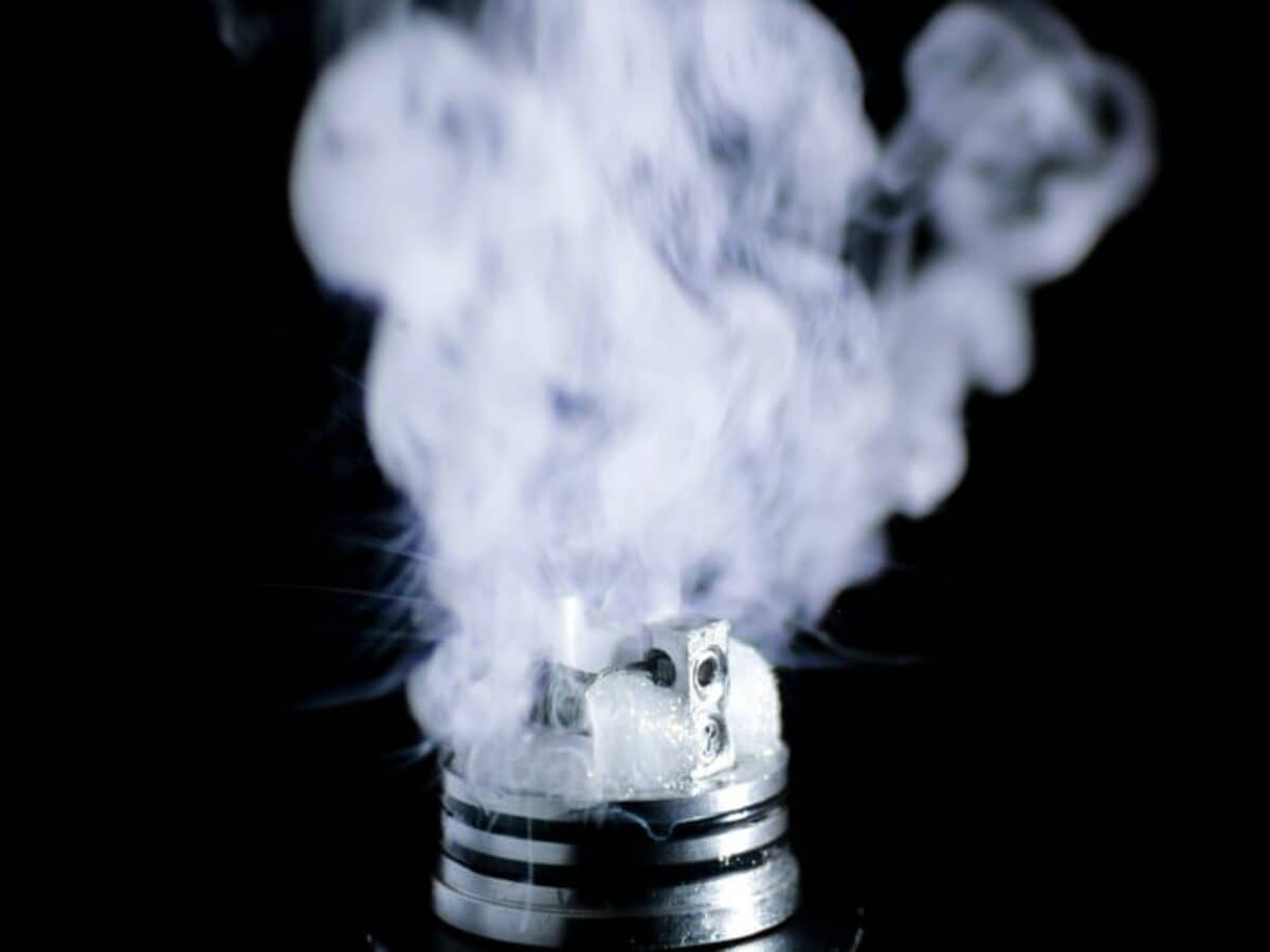 elfbar nachfüll pod läuft aus Former smokers using e-cigarettes at risk for cigarette smoking relapse main image 1