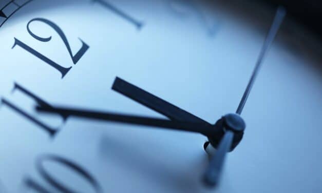Optimal Bedtime Linked to Reduced Heart Disease Risks