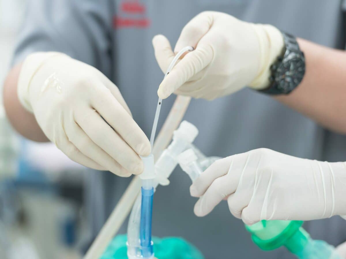 Endotracheal Suctioning Intensive Care Nurses' Knowledge And Practice