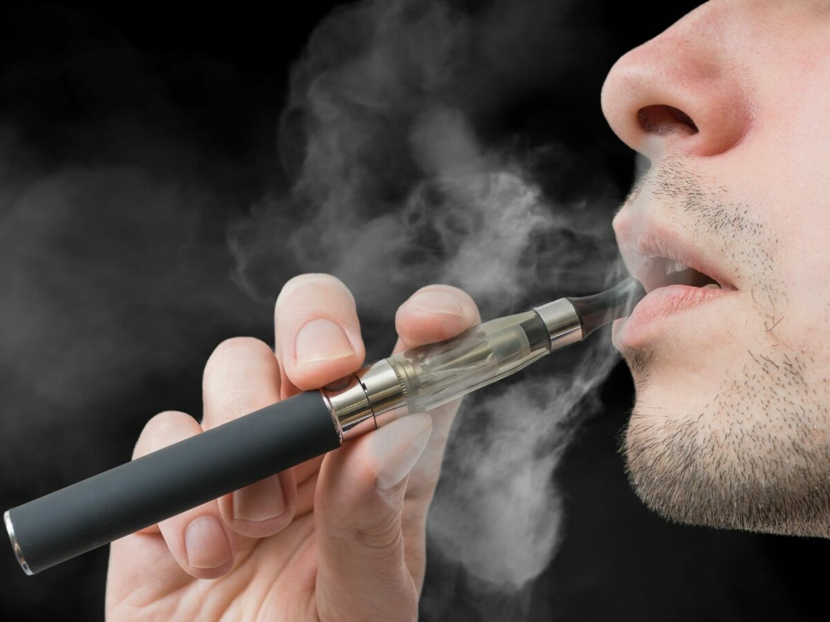 e cigarette high blood pressure The Effects of Vaping with E-cigarettes Impact Brain Blood Flow,