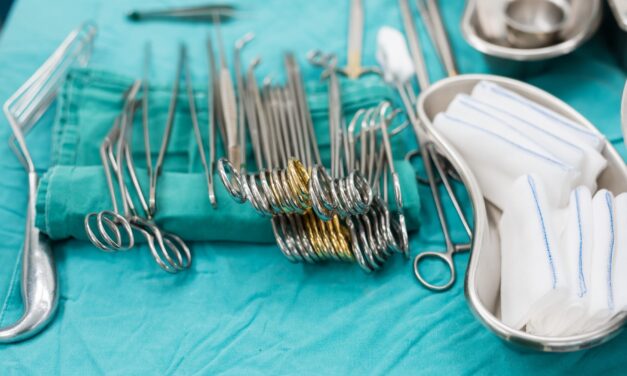 Anatomic Lung Resections Outperform Wedge Resection for Early Lung Cancer Survival