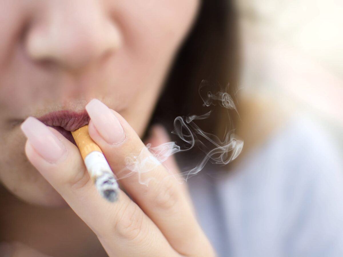 how many chemicals are in one cigarette What Are Cigarettes?