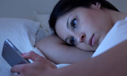 Poor Sleep Can Be Result of Relationship Insecurity