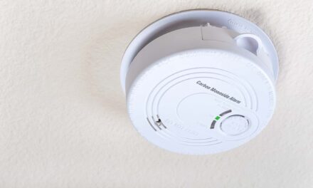 Color-Changing Sensor Detects Poisonous Gases